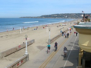 mission-beach-boardwalk2